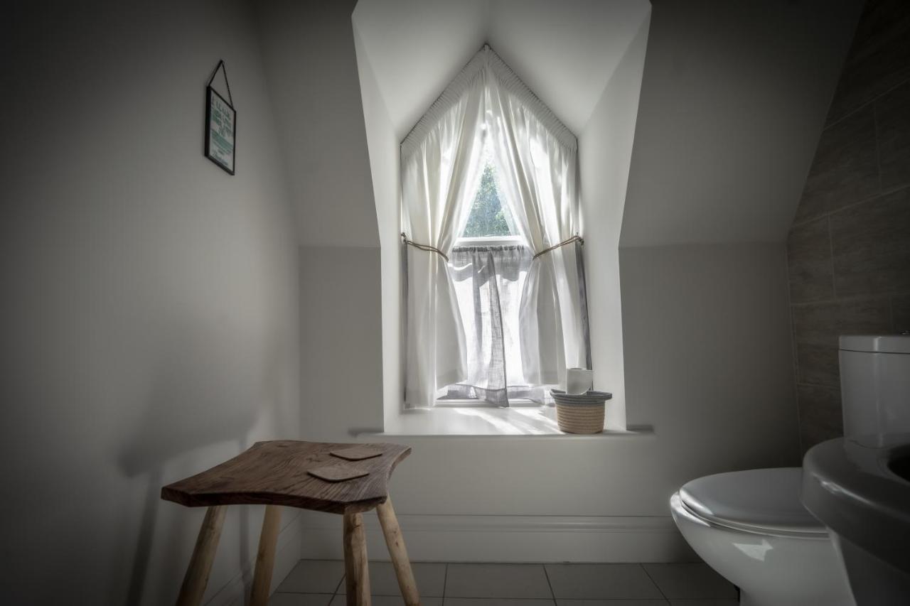 Appartamento Victorian Penthouse With Panoramic Sea Views Ilfracombe Esterno foto