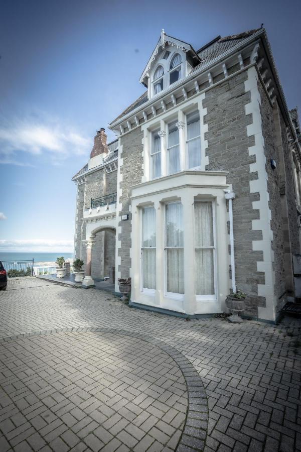 Appartamento Victorian Penthouse With Panoramic Sea Views Ilfracombe Esterno foto